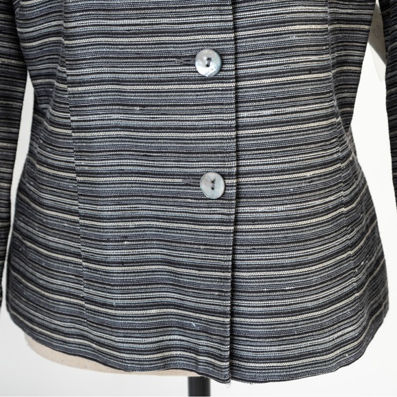 Worthington textured pattern neutral horizontal stripe pearl look buttons 10 - Picture 9 of 16